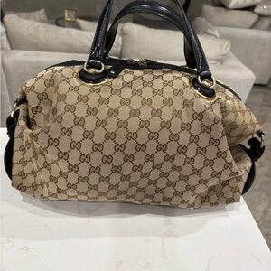 AUTHENTIC GUCCI
Monogram Full Moon Boston Black